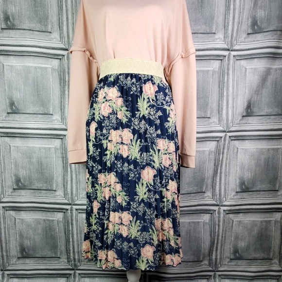 LuLaRoe Floral Jill Skirt (2X) - Picture 2 of 6